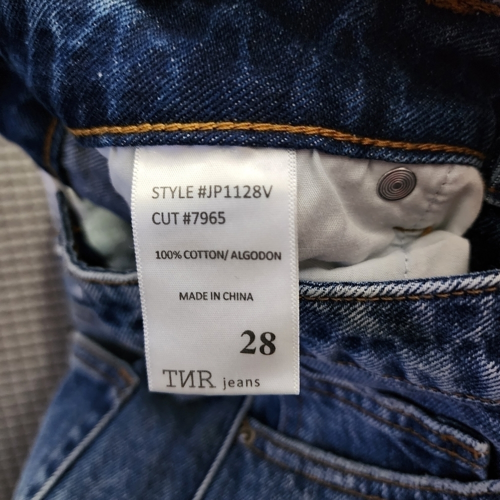 TNR HIGH RISE CROP MOM JEANS - Picture 5 of 6